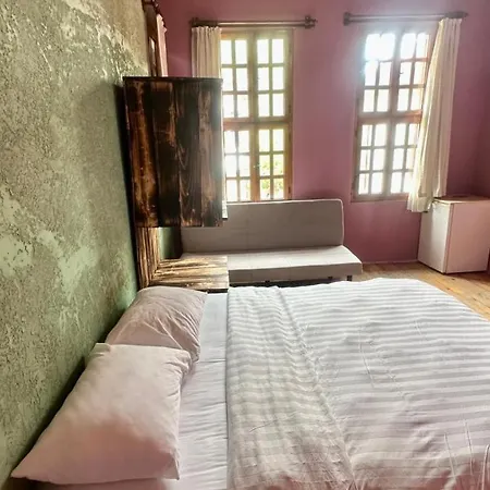 Hotel Wood House