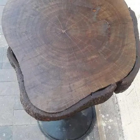 Wood House فندق