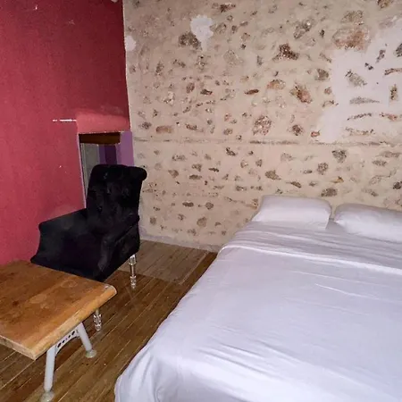 Hotel Wood House 3*