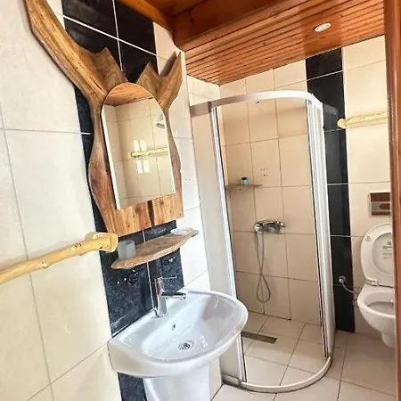 Wood House Hotel