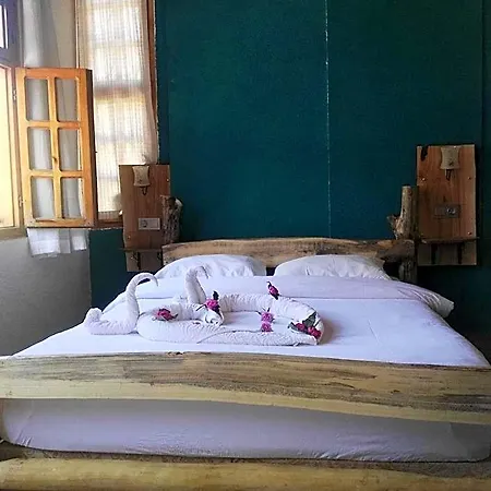 Wood House Hotel Antália