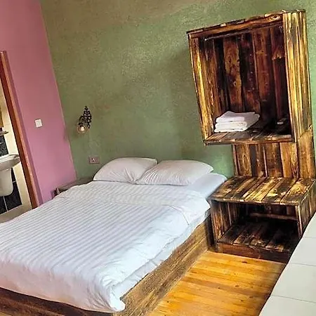 Wood House Hotel Antália