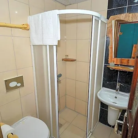 Wood House Hotel Antália