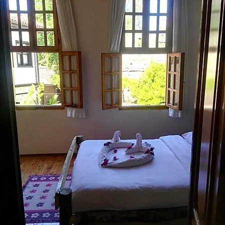 Wood House Hotel