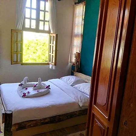 Wood House Hotel Antália