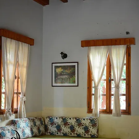 Wood House Hotel