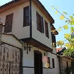 Hotel Wood House 3*
