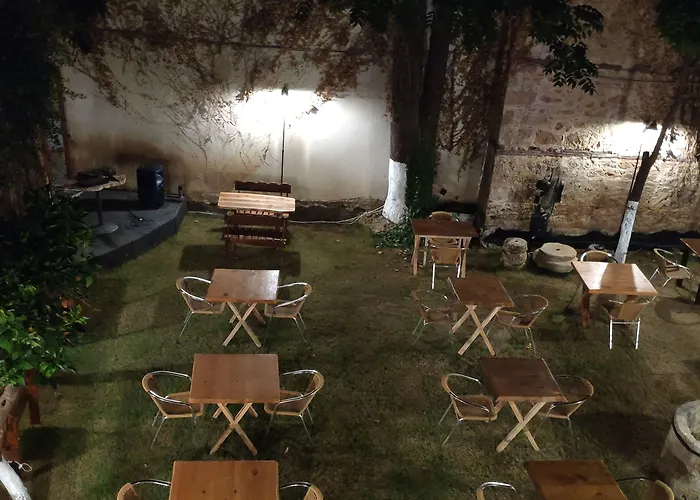 Wood House Hotel 3*