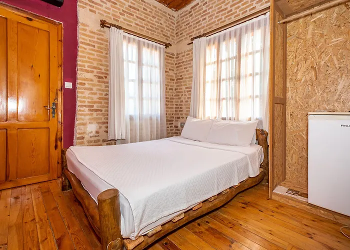 Hotel Wood House